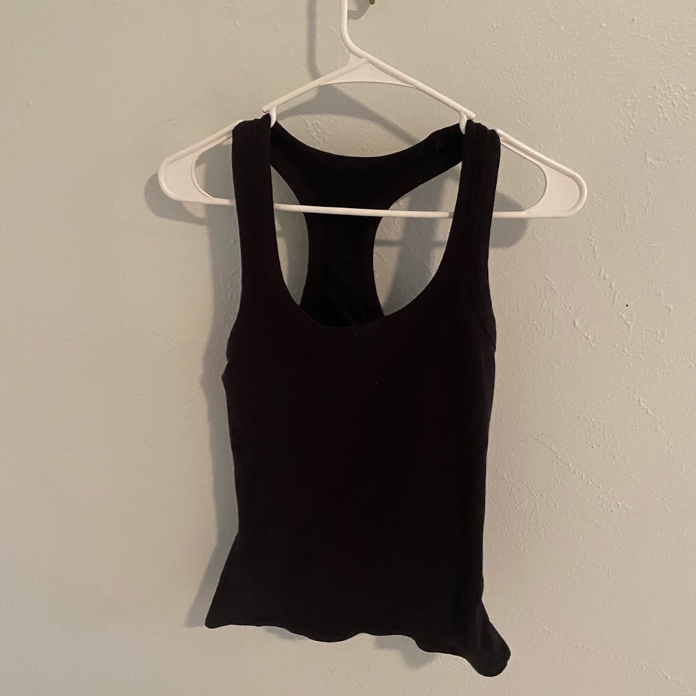 Alo black tank top with built in bra